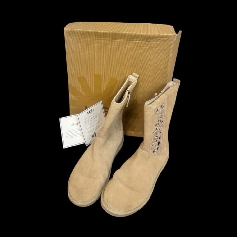 New in Box UGG Lo pro FLORAL CUTOUT SUEDE BOOTS WOMEN’s size 10 - Picture 3 of 16